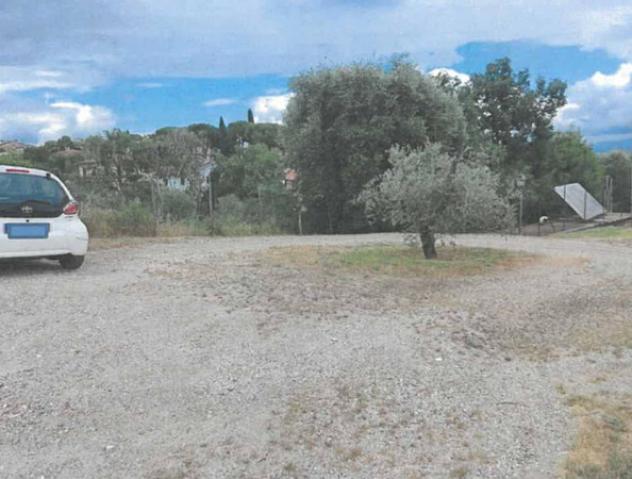 terreno edificabile in vendita a Carmignano