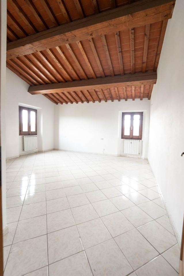 casa indipendente in vendita a Carmignano