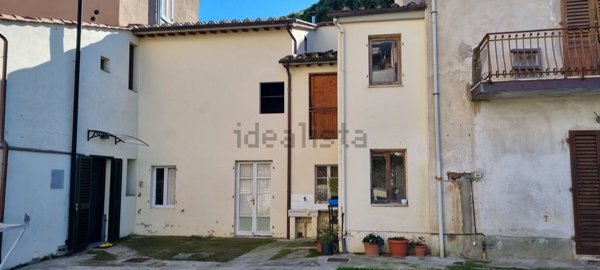 appartamento in vendita a Carmignano