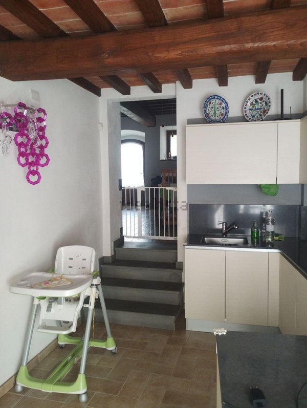 casa indipendente in vendita a Carmignano