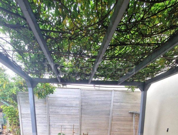 casa indipendente in vendita a Carmignano