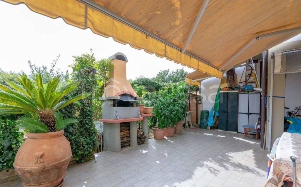 casa indipendente in vendita a Carmignano