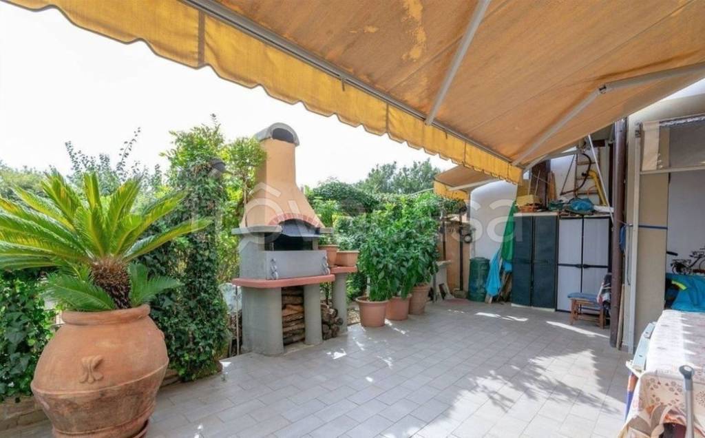 casa indipendente in vendita a Carmignano