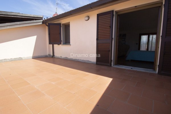 casa indipendente in vendita a Carmignano