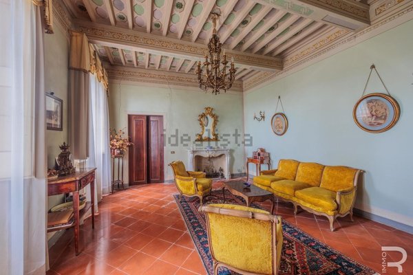 villa in vendita a Carmignano