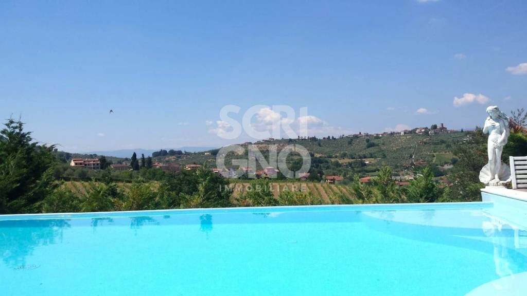 casa indipendente in vendita a Carmignano