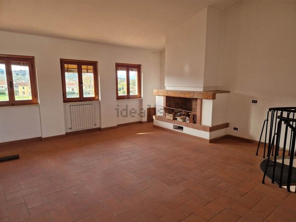 appartamento in vendita a Carmignano