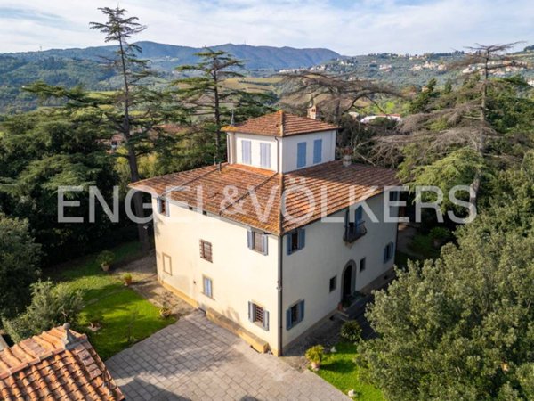 casa indipendente in vendita a Carmignano