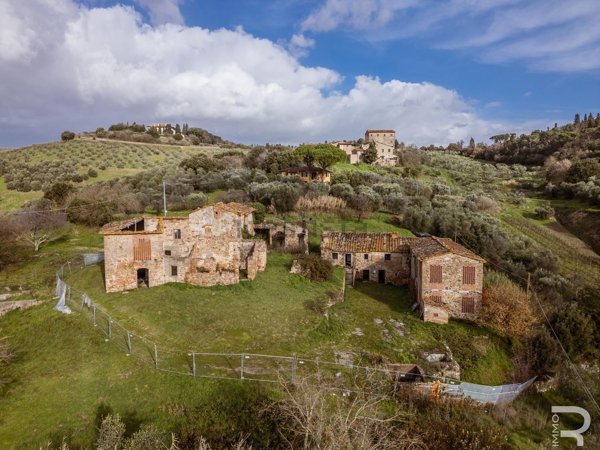 casale in vendita a Carmignano