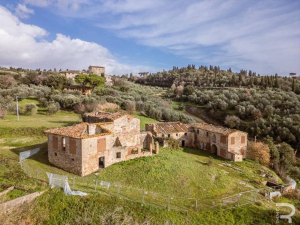casa indipendente in vendita a Carmignano