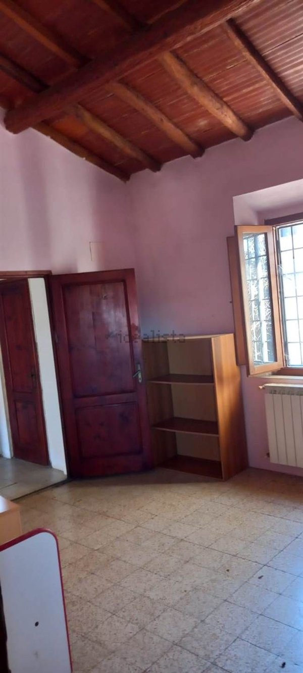 casa indipendente in vendita a Carmignano