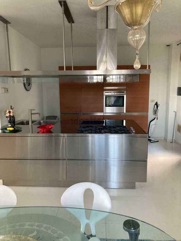 casa indipendente in vendita a Carmignano