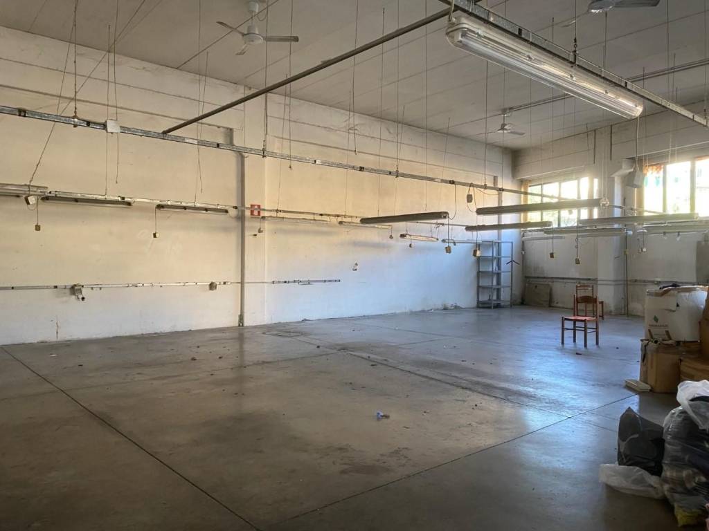 ufficio in vendita a Carmignano