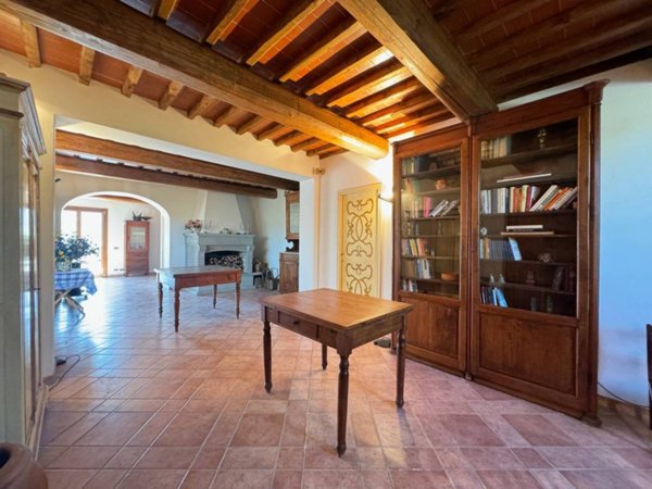 casa indipendente in vendita a Carmignano