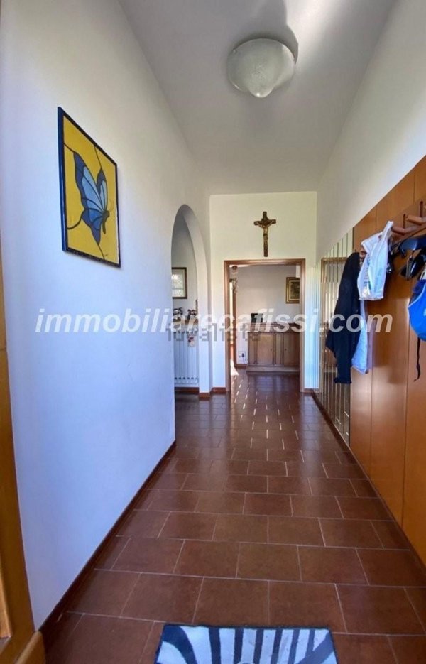 casa indipendente in vendita a Carmignano