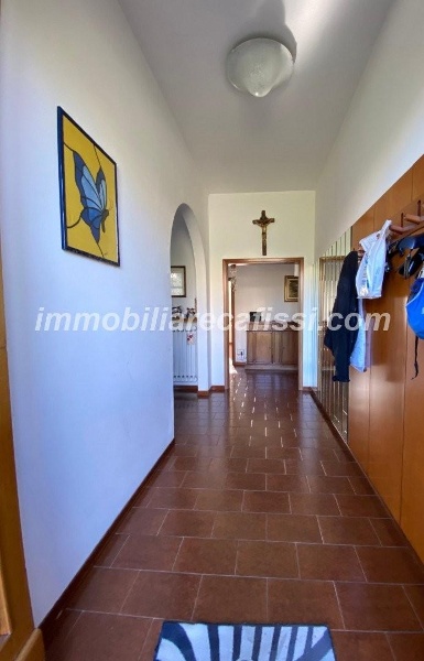 casa indipendente in vendita a Carmignano