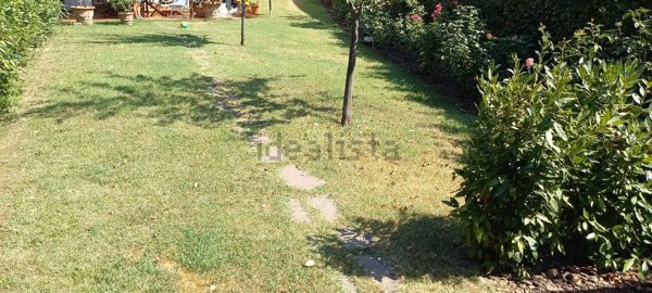 casa indipendente in vendita a Carmignano