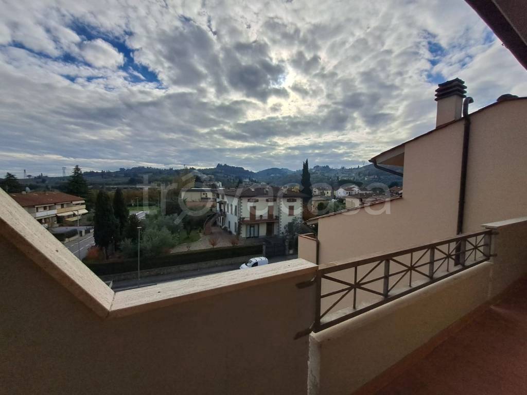 appartamento in vendita a Carmignano