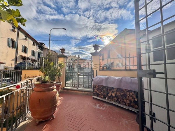 appartamento in vendita a Carmignano