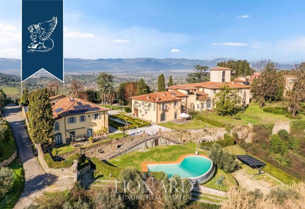 villa in vendita a Carmignano