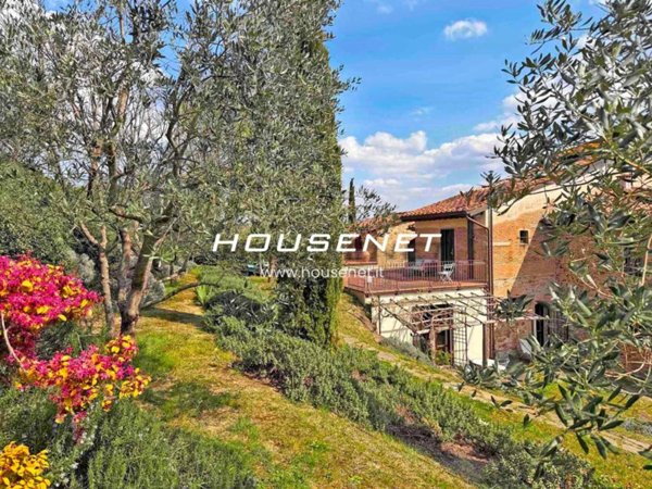 casa indipendente in vendita a Carmignano