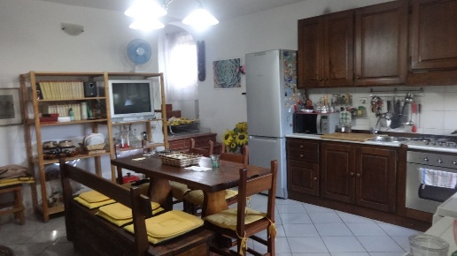 casa indipendente in vendita a Carmignano