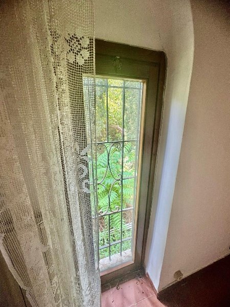 casa indipendente in vendita a Carmignano