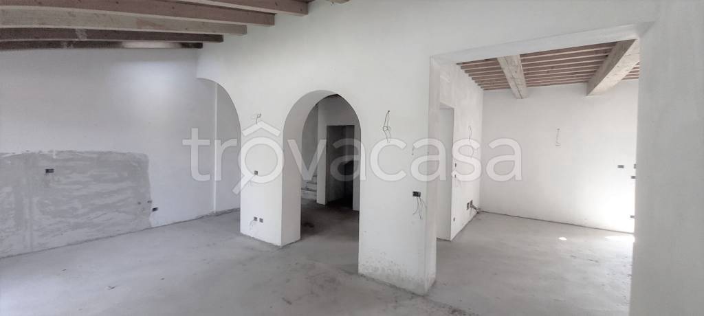 casa indipendente in vendita a Carmignano