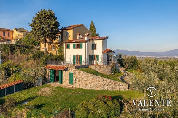 casa indipendente in vendita a Carmignano
