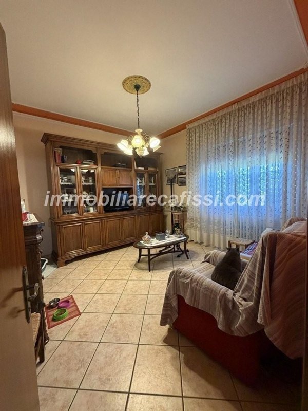 casa indipendente in vendita a Carmignano