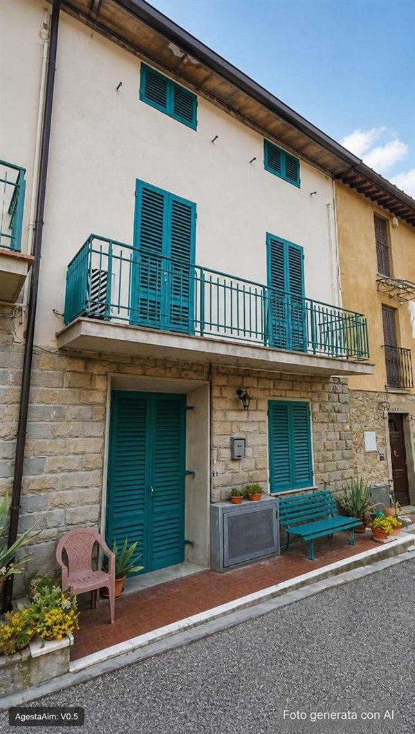 casa indipendente in vendita a Carmignano