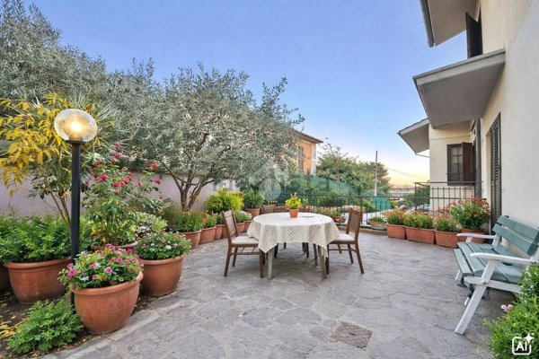 appartamento in vendita a Carmignano