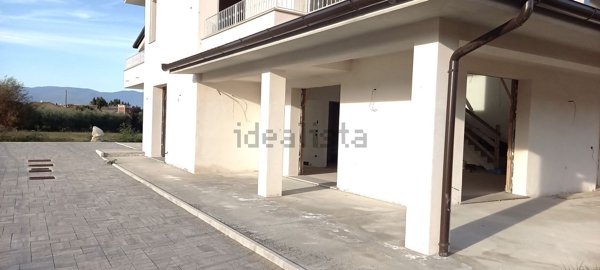 casa indipendente in vendita a Carmignano