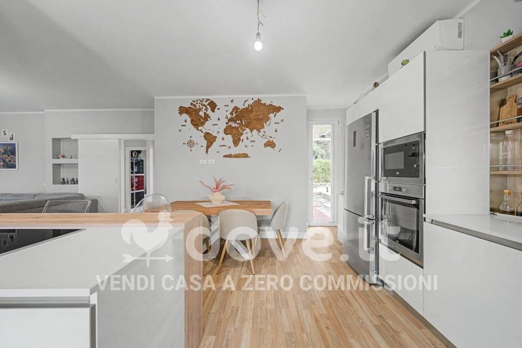 casa indipendente in vendita a Carmignano