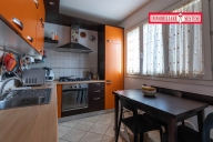 casa indipendente in vendita a Carmignano