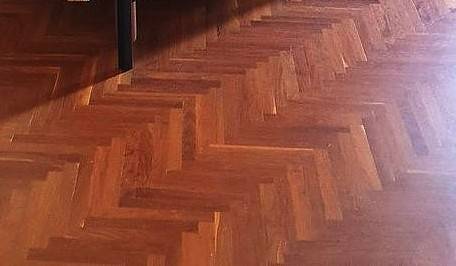 casa indipendente in vendita a Carmignano
