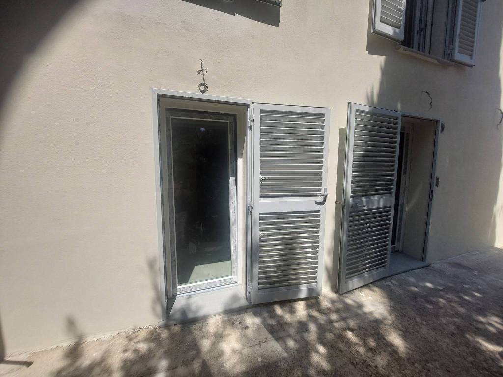 casa indipendente in vendita a Carmignano