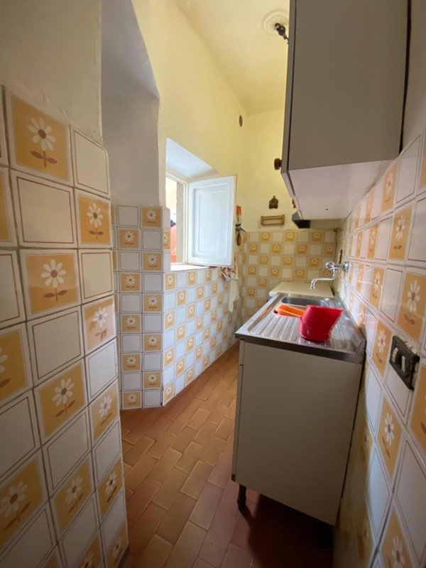 casa indipendente in vendita a Carmignano