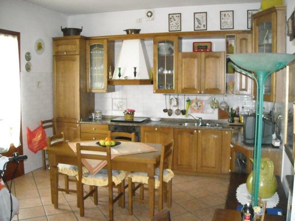 casa indipendente in vendita a Montemurlo