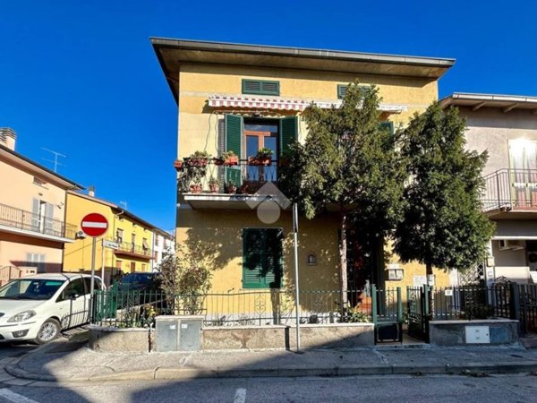 appartamento in vendita a Montemurlo in zona Fornacelle