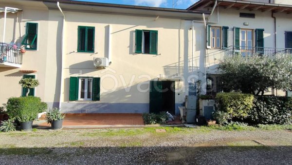 appartamento in vendita a Montemurlo in zona Ponte Bocci