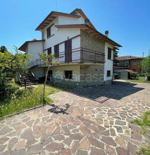 casa indipendente in vendita a Montemurlo in zona Bagnolo