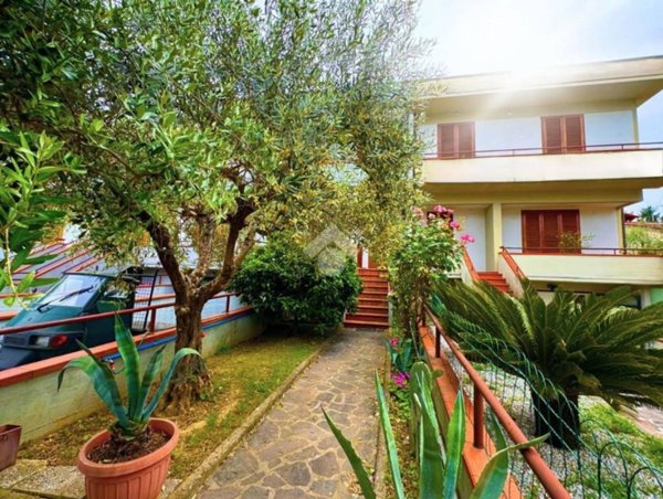 casa indipendente in vendita a Montemurlo in zona Fornacelle