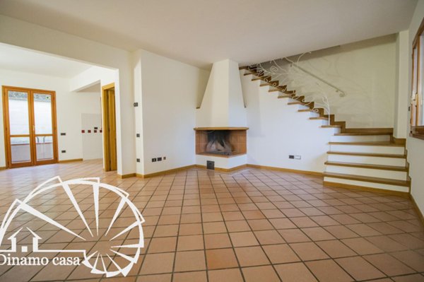casa indipendente in vendita a Montemurlo in zona Bagnolo