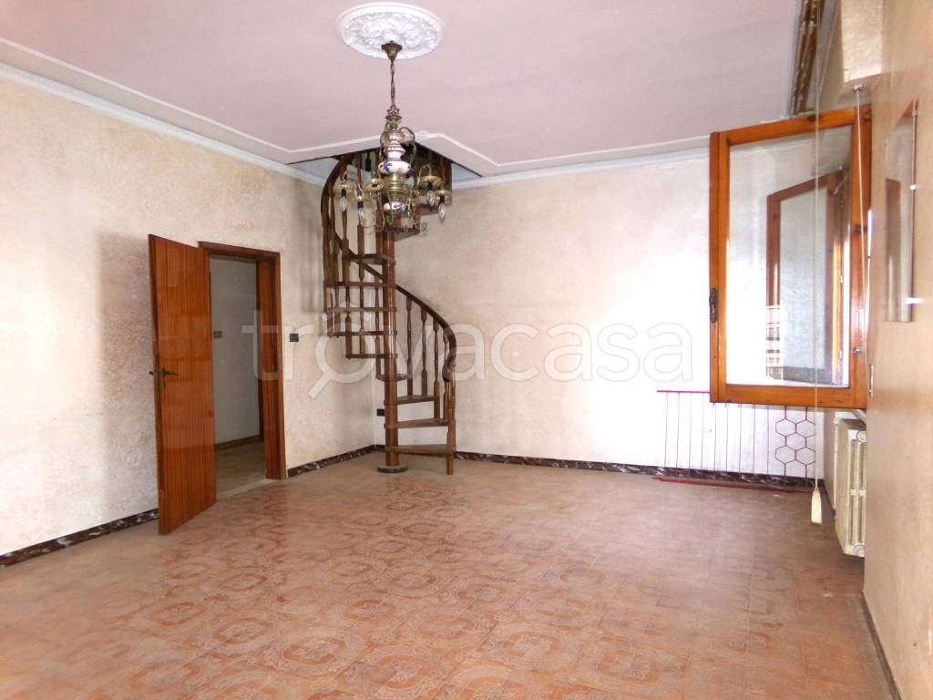 appartamento in vendita a Montemurlo in zona Bagnolo