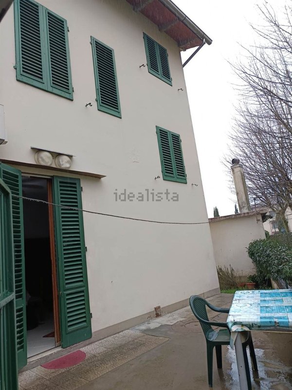 casa indipendente in vendita a Montemurlo in zona Bagnolo