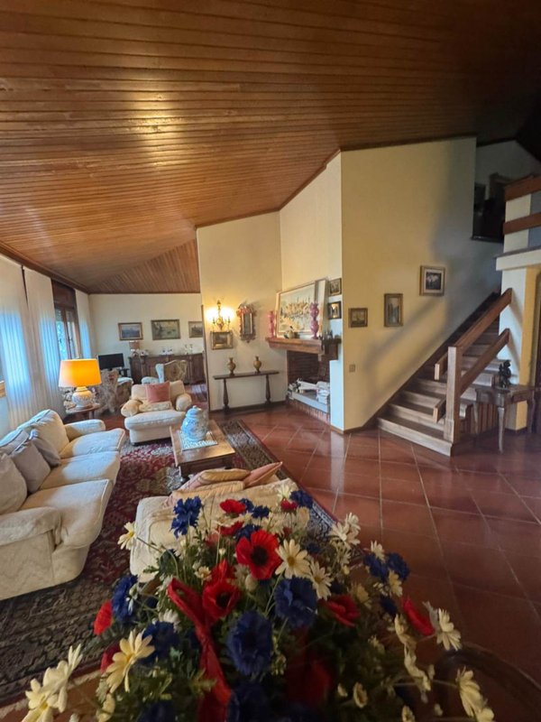 casa indipendente in vendita a Montemurlo in zona Bagnolo