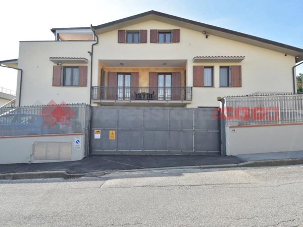 casa indipendente in vendita a Montemurlo