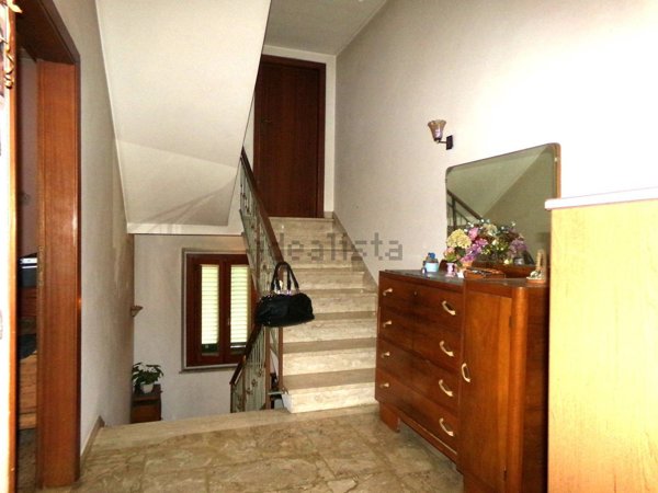 casa indipendente in vendita a Montemurlo