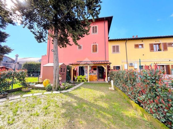 appartamento in vendita a Montemurlo in zona Ponte Bocci